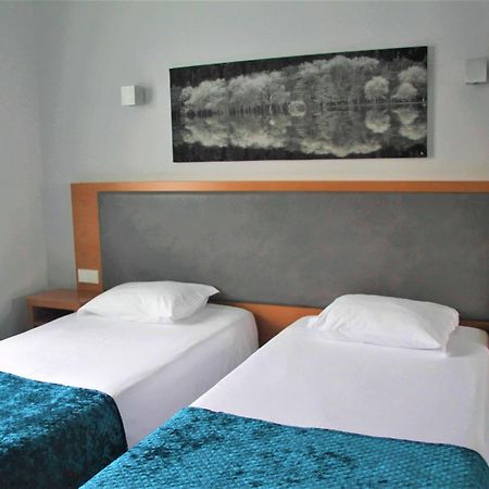 Whalesbay Hotel Apartamentos Capelas Ngoại thất bức ảnh