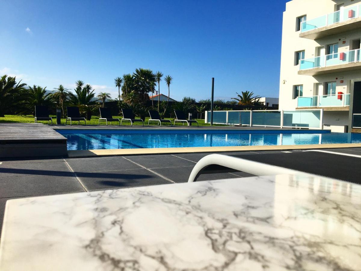 Whalesbay Hotel Apartamentos Capelas Ngoại thất bức ảnh