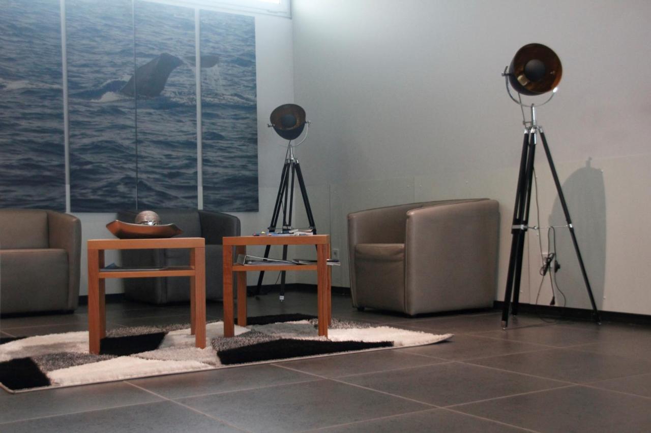 Whalesbay Hotel Apartamentos Capelas Ngoại thất bức ảnh
