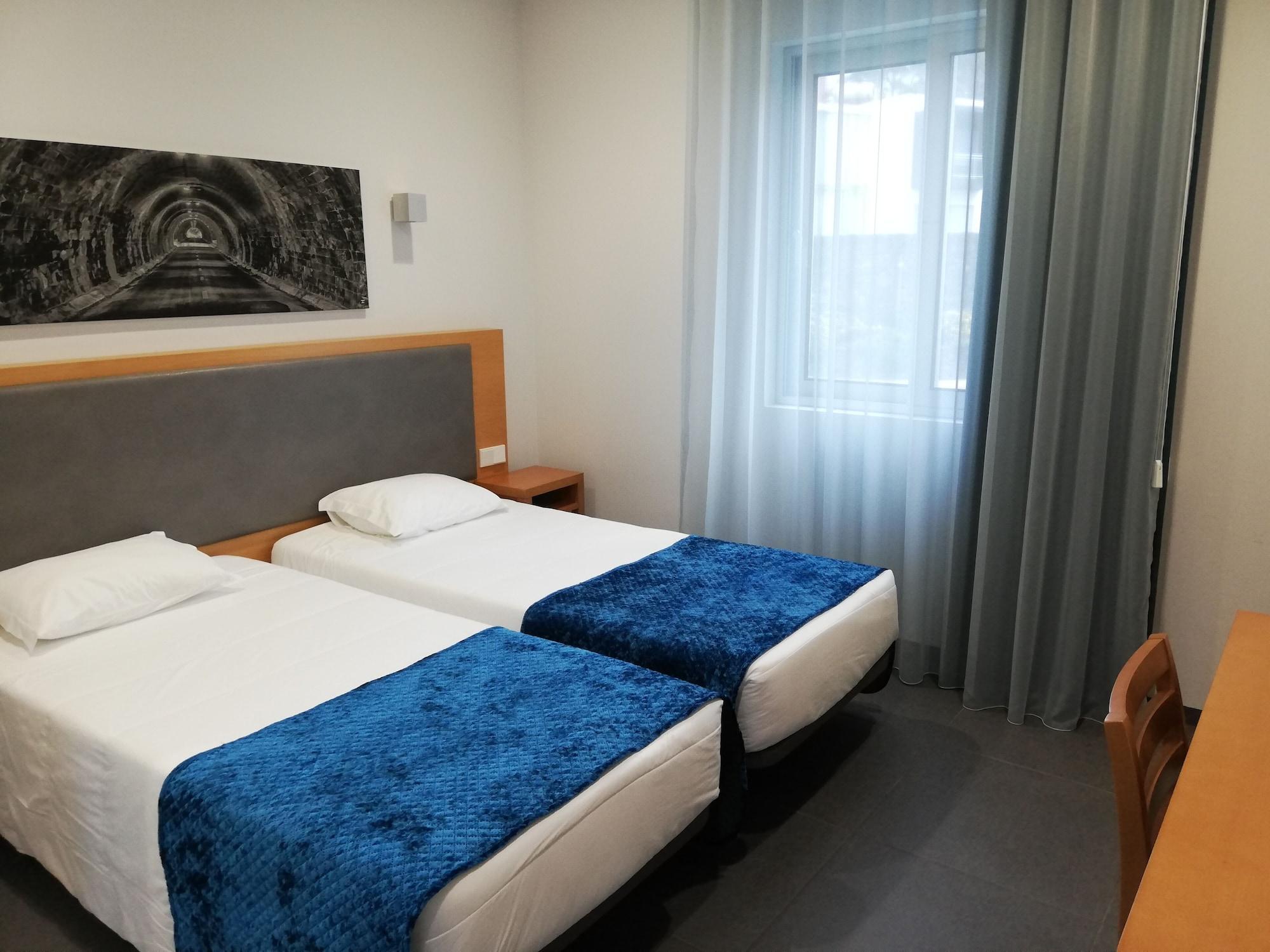 Whalesbay Hotel Apartamentos Capelas Ngoại thất bức ảnh