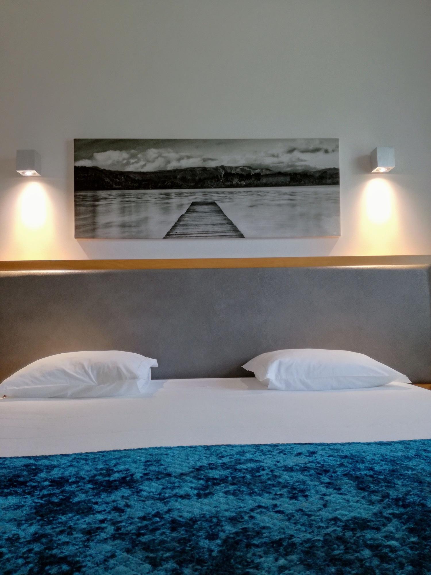 Whalesbay Hotel Apartamentos Capelas Ngoại thất bức ảnh