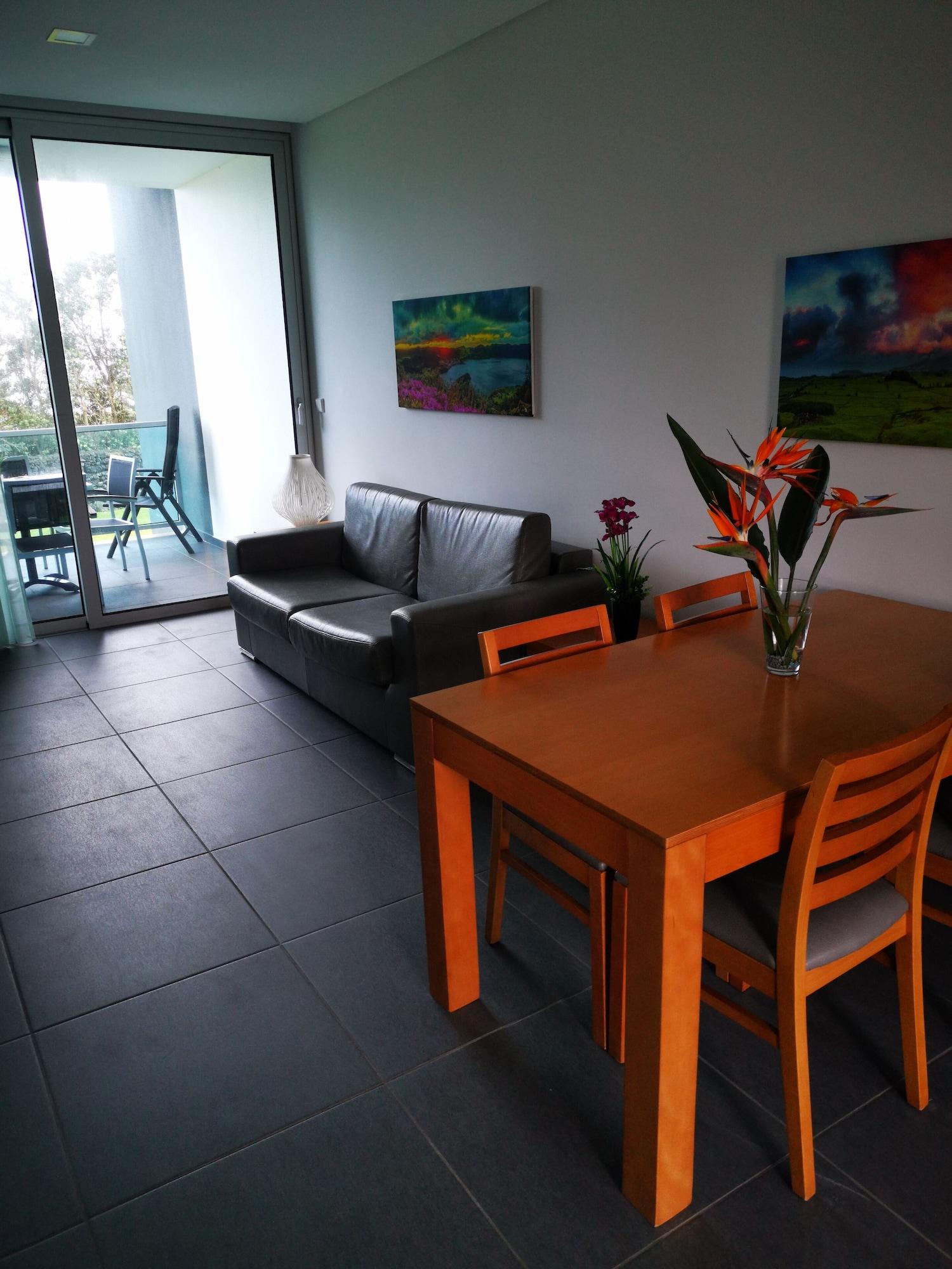 Whalesbay Hotel Apartamentos Capelas Ngoại thất bức ảnh