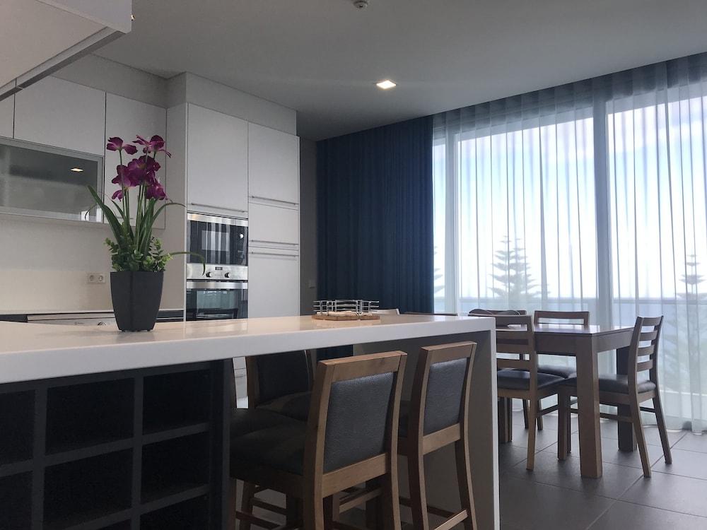Whalesbay Hotel Apartamentos Capelas Ngoại thất bức ảnh
