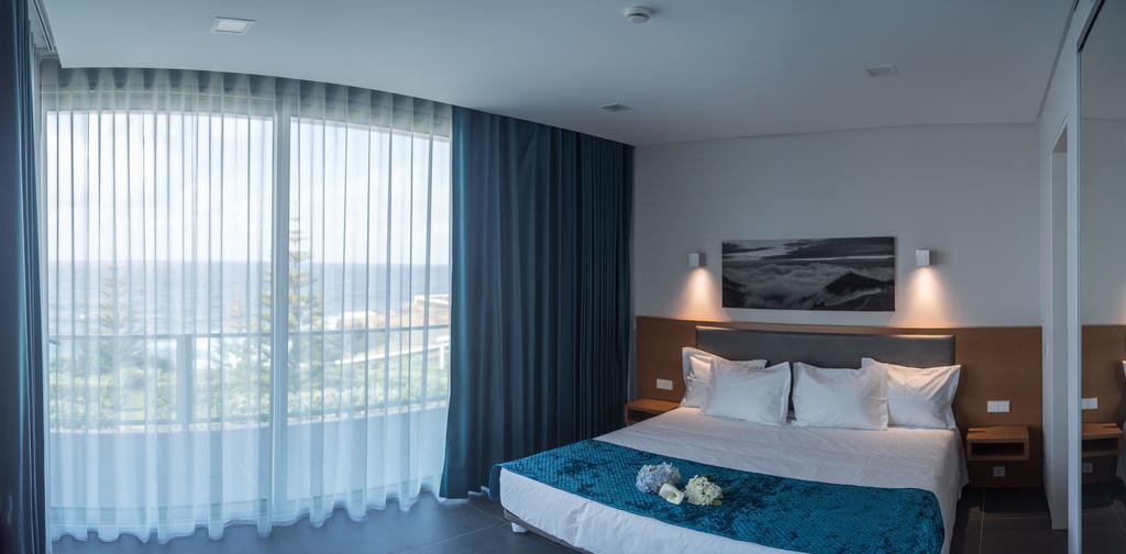 Whalesbay Hotel Apartamentos Capelas Ngoại thất bức ảnh