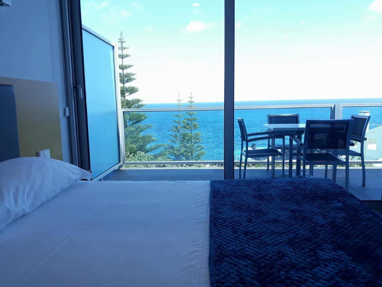 Whalesbay Hotel Apartamentos Capelas Ngoại thất bức ảnh
