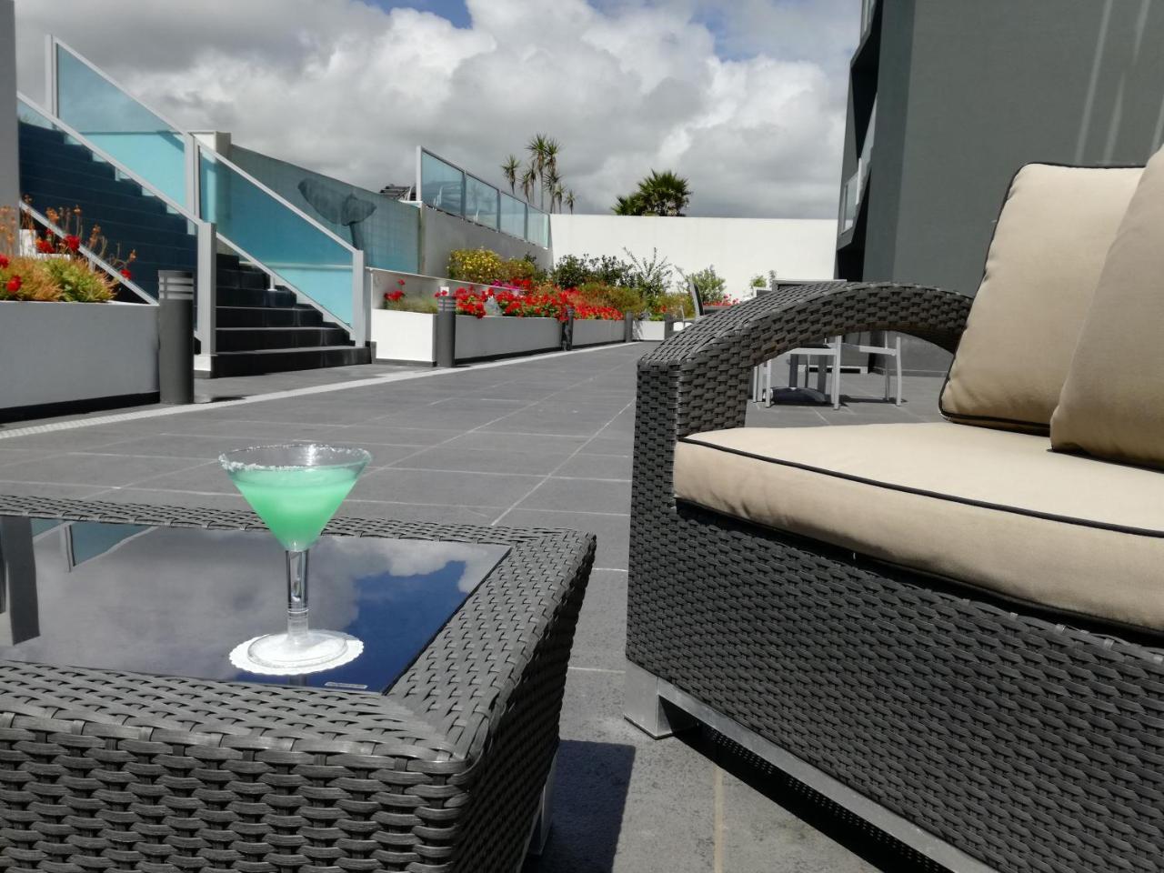 Whalesbay Hotel Apartamentos Capelas Ngoại thất bức ảnh